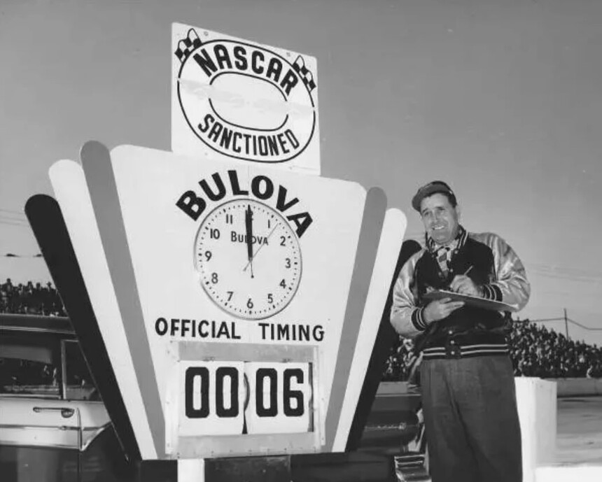 Bulova als officiële tijdwaarnemer van NASCAR-races. Bron: www.bulova.com