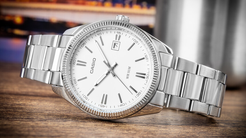 Kleuren als wit, zwart en blauw passen bijna overal bij en zijn dus het meest veelzijdig.