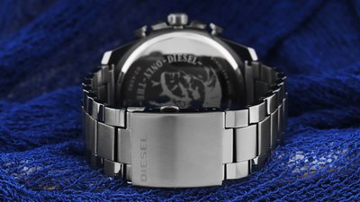 Diesel Mega Chief DZ4282