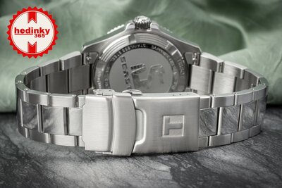 Tissot Seastar 1000 Quartz T120.210.11.011.00 (+ vervangende horlogeband)