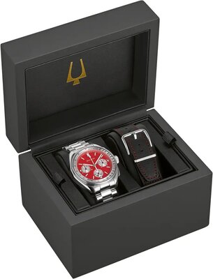 Bulova Lunar Pilot Quartz Chronograph 96K115 (+ reserveriempje)
