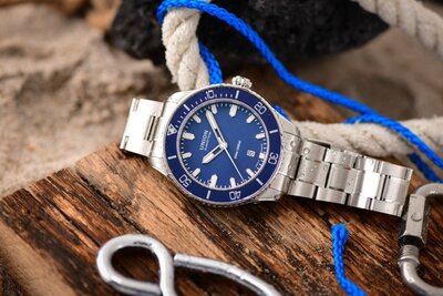 Union Glashütte Belisar Date Sport D009.907.11.047.00 (+ vervangende horlogeband)