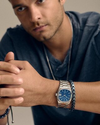 Bulova Precisionist Super Seville Quartz 96B440