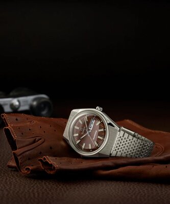 Timex Q Reissue TW2W62400UK