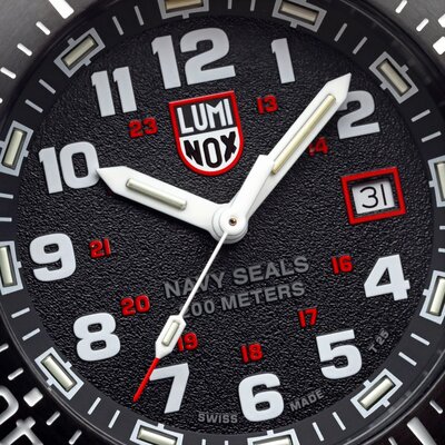 Luminox Navy Seal 4230 Series XS.4231.SET (+ reserveriempje)