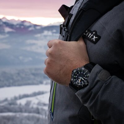 Luminox Navy Seal 4230 Series XS.4231.SET (+ reserveriempje)
