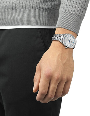 Tissot PR 100 Quartz T150.410.11.031.00 Jungfraubahn Special Edition