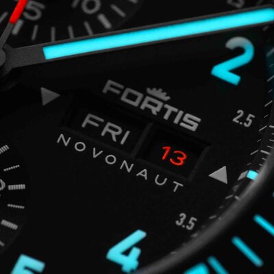 Fortis N-42 Novonaut Legacy Automatic Chronograph F2040008