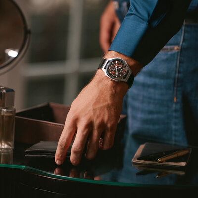 Bulova Curv Quartz 96K117 (+ reserveriempje)