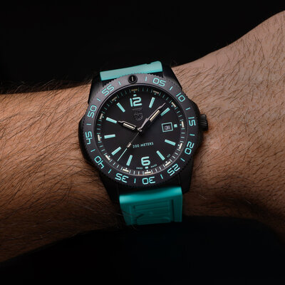 Luminox Sea XS.3124.N.SET Pacific Diver (+ reserveriempje) Limited Edition 777pcs