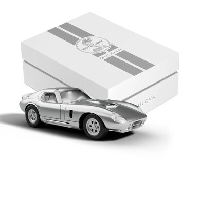 Bulova Archive Series "Shelby" Racer Chronograph Quartz 96K118 Limited Edition 9999pcs (+ reserveriempje)