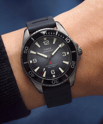 Timex Deepwater Arctic 200 Quartz TW3A02000UK