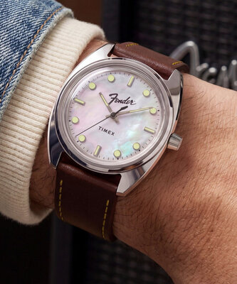 Timex Lab x Fender Quartz TW6A14700QY