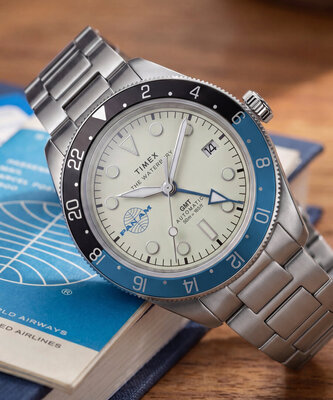 Timex Waterbury x Pan Am TW2Y94300QY