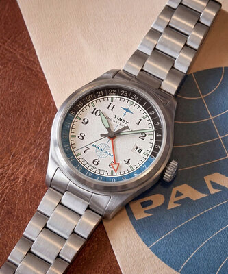 Timex Waterbury x Pan Am TW2Y94600