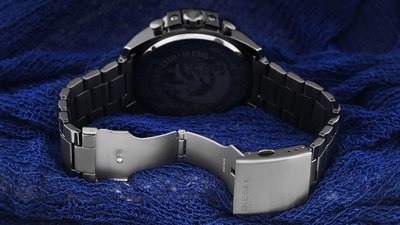 Diesel Mega Chief DZ4282