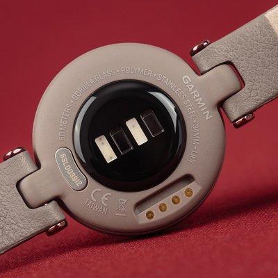 Garmin Lily Classic Dark Bronze / Paloma, Leather Band