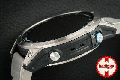 Garmin D2 Mach 1, Vented Titanium Bracelet (+ reserveriempje)