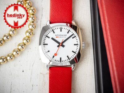 Mondaine Petite Cushion Quartz MSL.31110.LCV