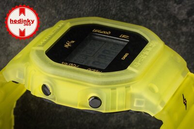 Casio G-Shock Original DWE-5600JB-1A9ER J. Balvin Collaboration (+reservebandje en lunette)